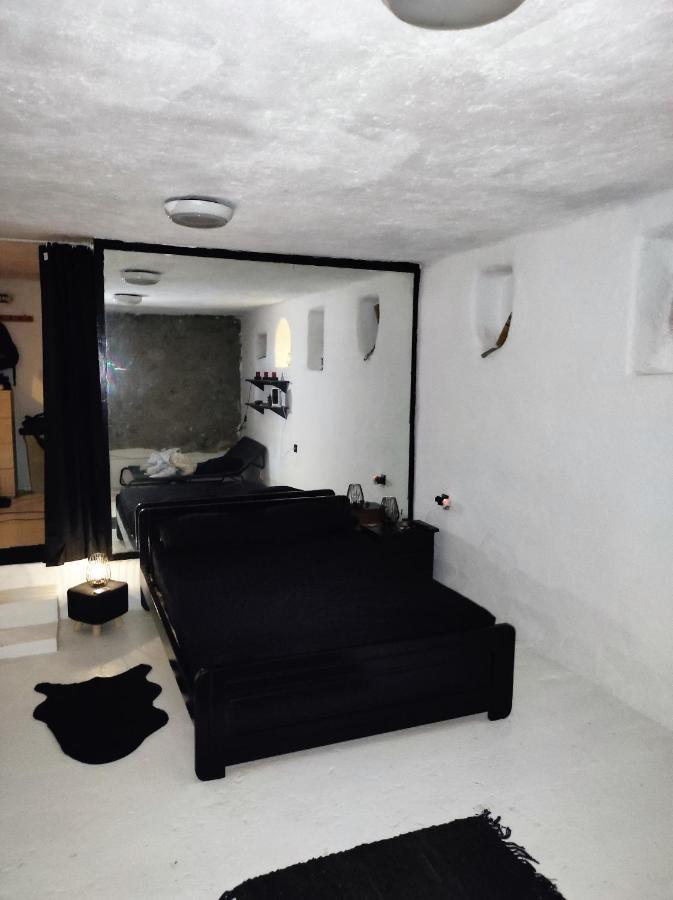 Pyrgi Artemis Place Mykonos Town Exterior foto